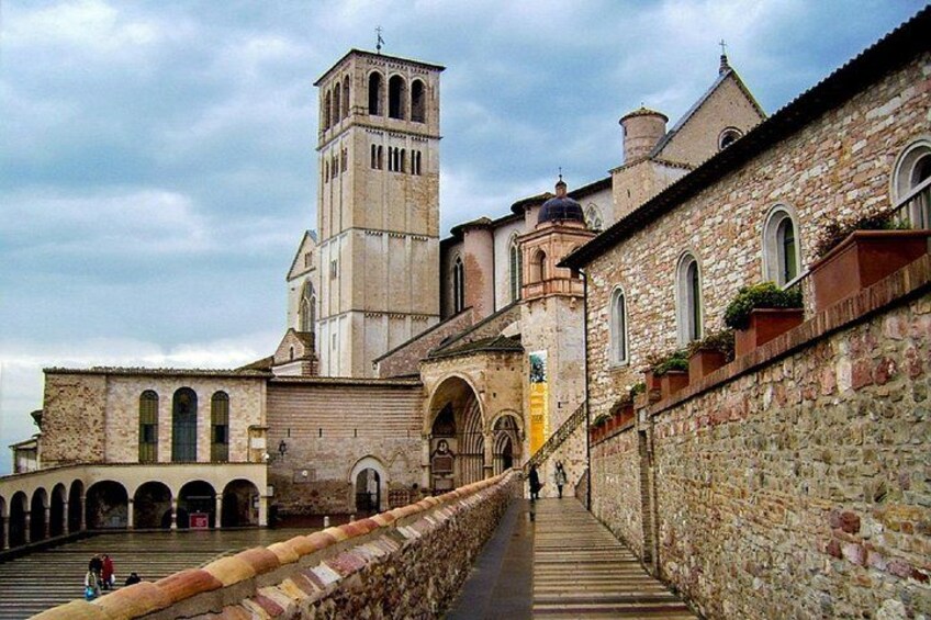 Private St. Francis Basilica of Assisi and City Walking Tour 5