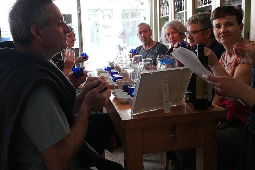 3 table wines & 5 Port wines + Tapas 5