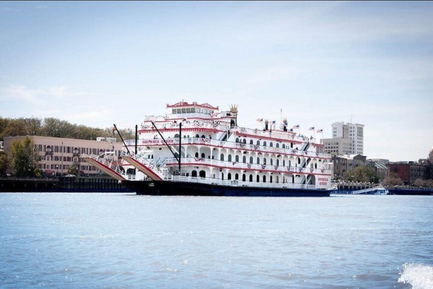 Narrated Harbor Luncheon Riverboat Cruise