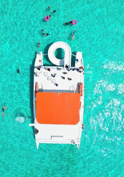 Party Boat with Open Bar, Snorkeling & Isla Mujeres Visit 5