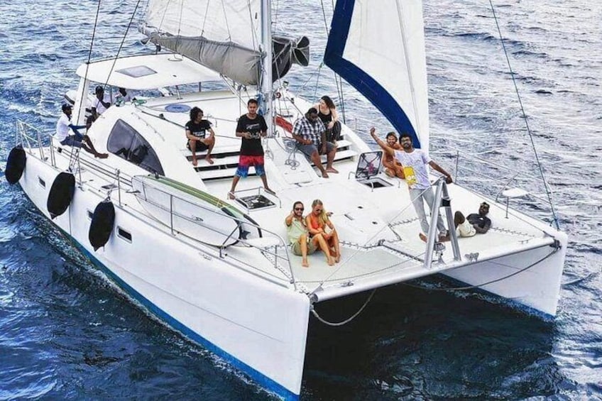 Giant Loop Cruise Mirissa 2