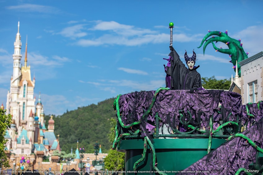 Hong Kong Disneyland Park Tickets 2