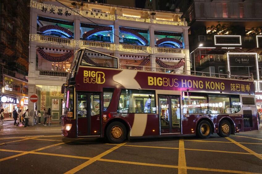 Hong Kong Big Bus Panoramic Night Tour 4