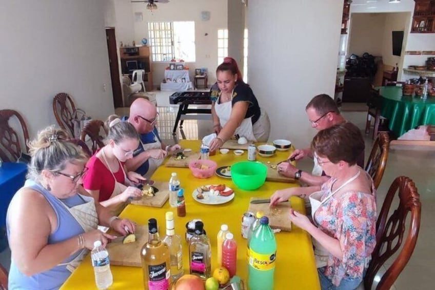Traditional Family Kitchen in Cozumel 1