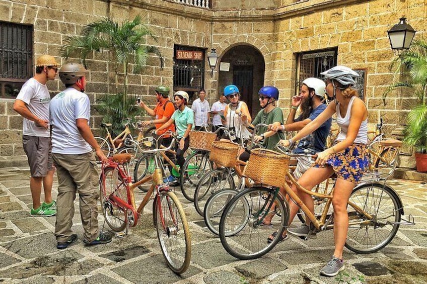 Inside the Casa Manila courtyard 4