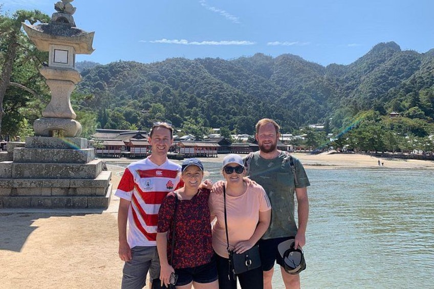 Hiroshima & Miyajima in 1 Day: Private Tour, Licensed Guide 4