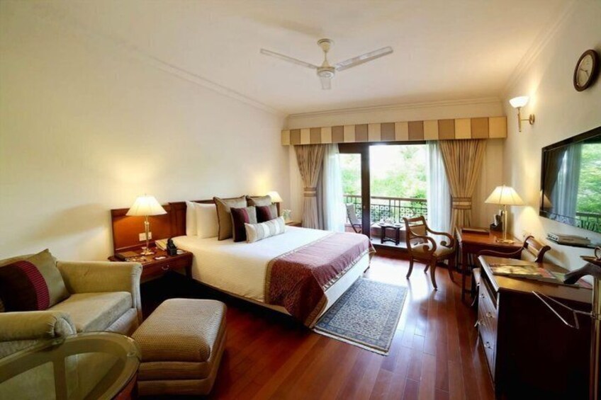 6-Day Private Golden Triangle & Varanasi Tour with One-way Flight 3