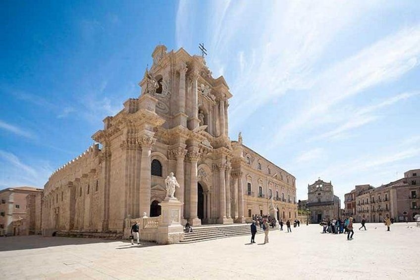 Piazza Duomo Syracuse 5