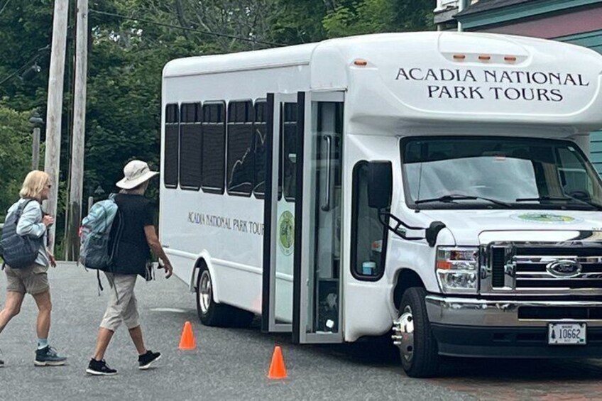 Narrated Bus Tour of Bar Harbor and Acadia National Park 1