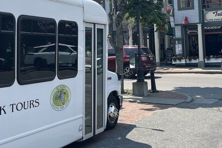 Narrated Bus Tour of Bar Harbor and Acadia National Park 4