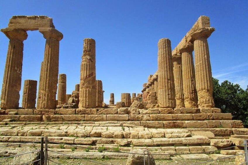 Temples of Agrigento & Scala dei Turchi 1
