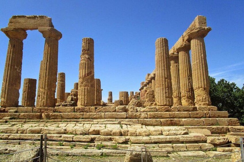 Temples of Agrigento & Scala dei Turchi 1