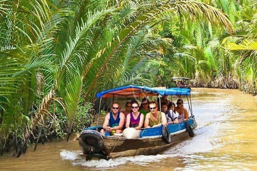 6-Day Package Vietnam Tour: Sai Gon - Hanoi - Ha long Cruise 3