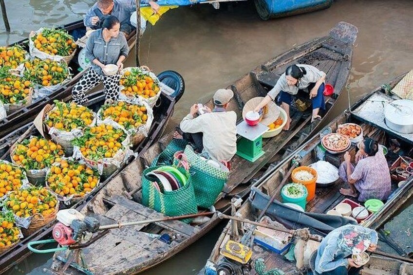 6-Day Package Vietnam Tour: Sai Gon - Hanoi - Ha long Cruise 2