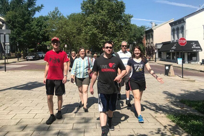 Easy stroll on tree-lined streets 3