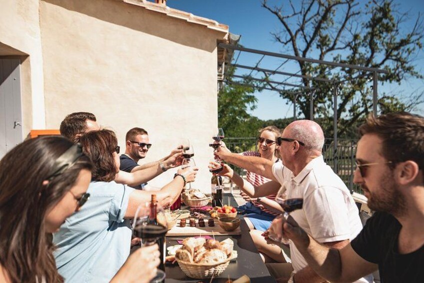 Saint-Emilion Electric Bike Day Tour with Wine Tastings & Lunch 1