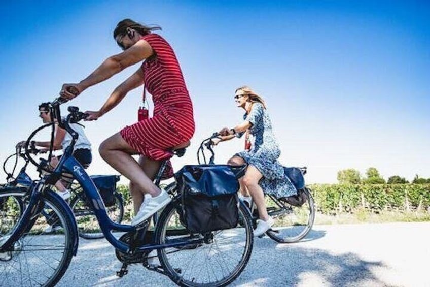 Saint-Emilion Electric Bike Day Tour with Wine Tastings & Lunch 5