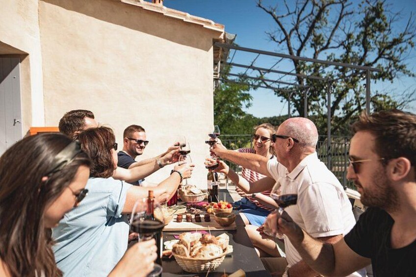 Saint-Emilion Electric Bike Day Tour with Wine Tastings & Lunch 4