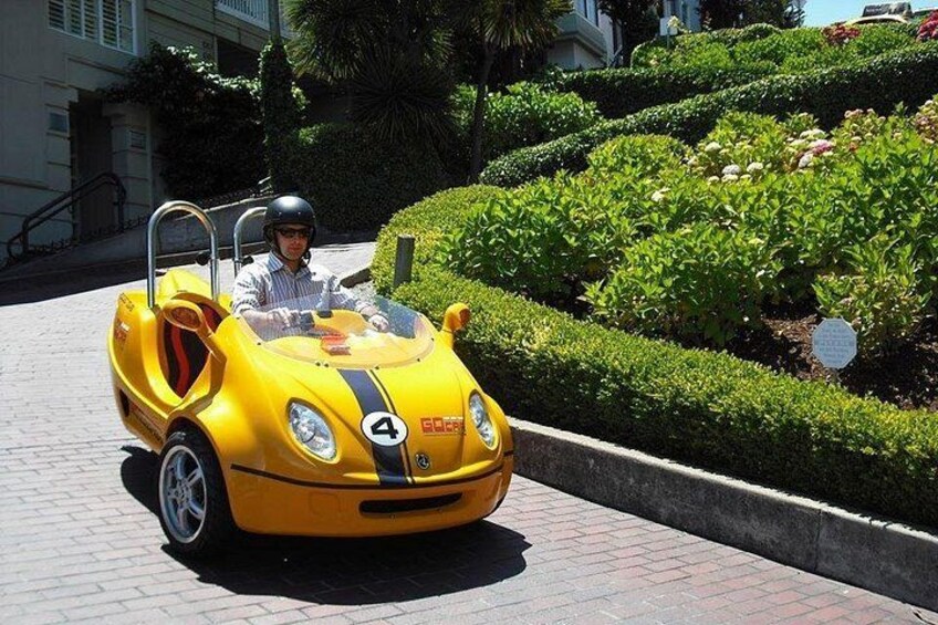 2HR Golden Gate Bridge and Lombard Loop GoCar Tour 2