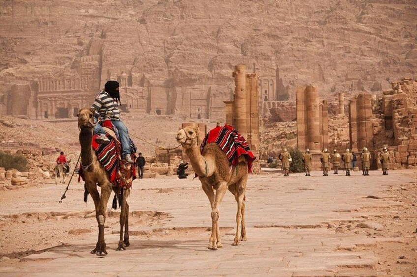 Petra & Wadi Rum (1 Day Private tour) 1