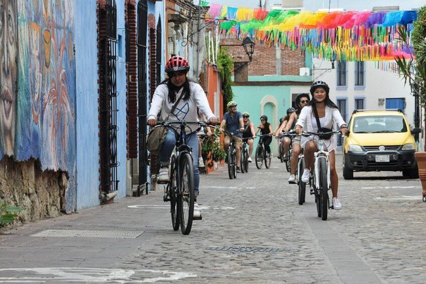 Street Art Bike Ride 2