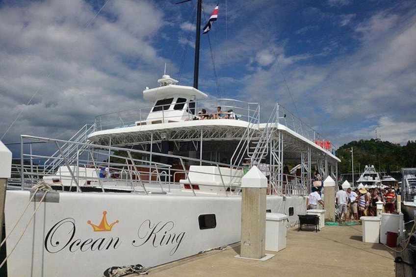 Catamaran Ocean King Manuel Antonio 5