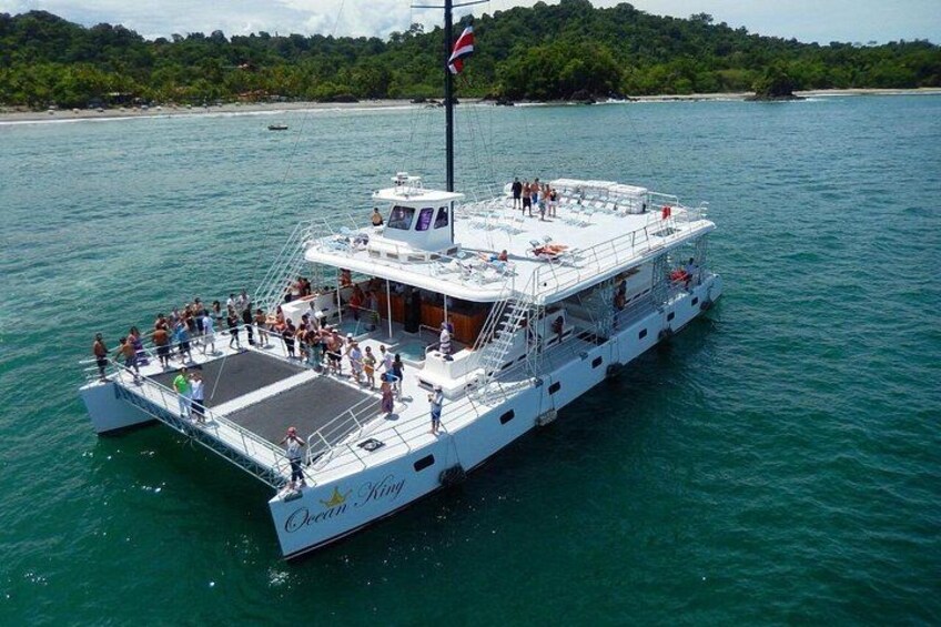 Catamaran Ocean King Manuel Antonio 4
