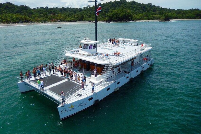 Catamaran Ocean King Manuel Antonio 4