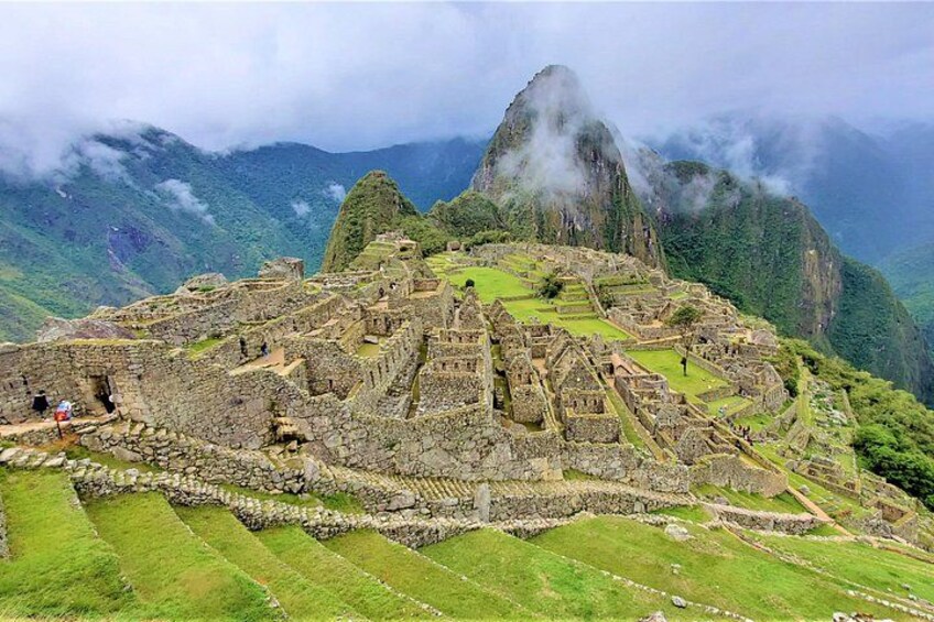 Machupicchu official ticket allows you to see Machu Picchu from this classic photo stop 2