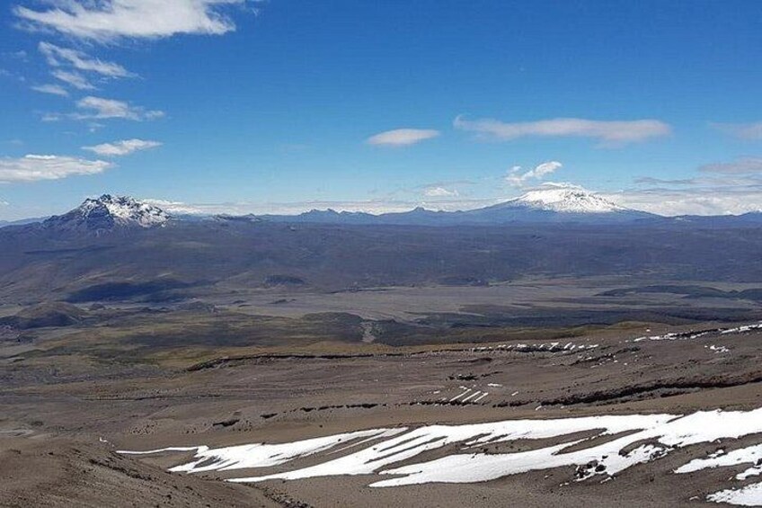 Avenue of the volcanoes 4