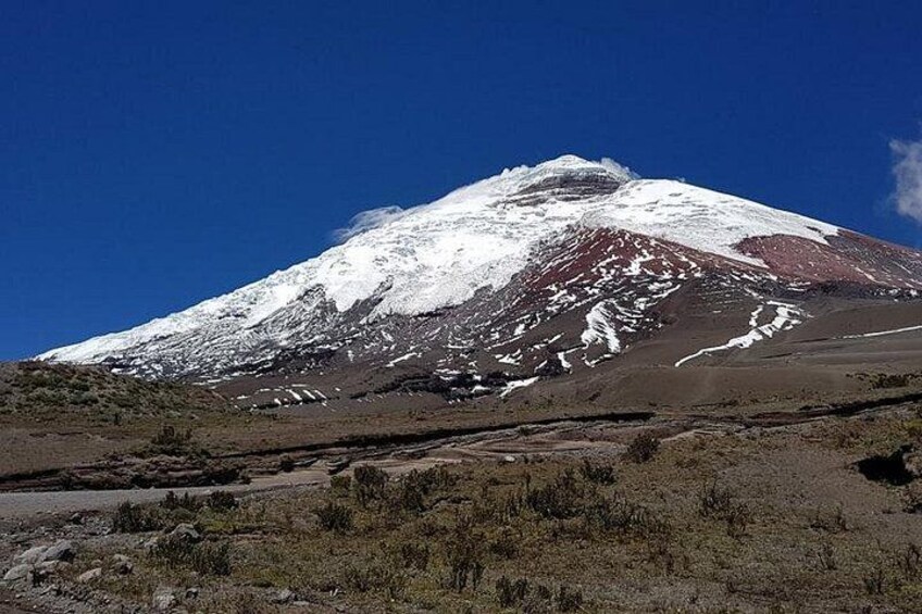 The second highest volcano of Ecuador 3