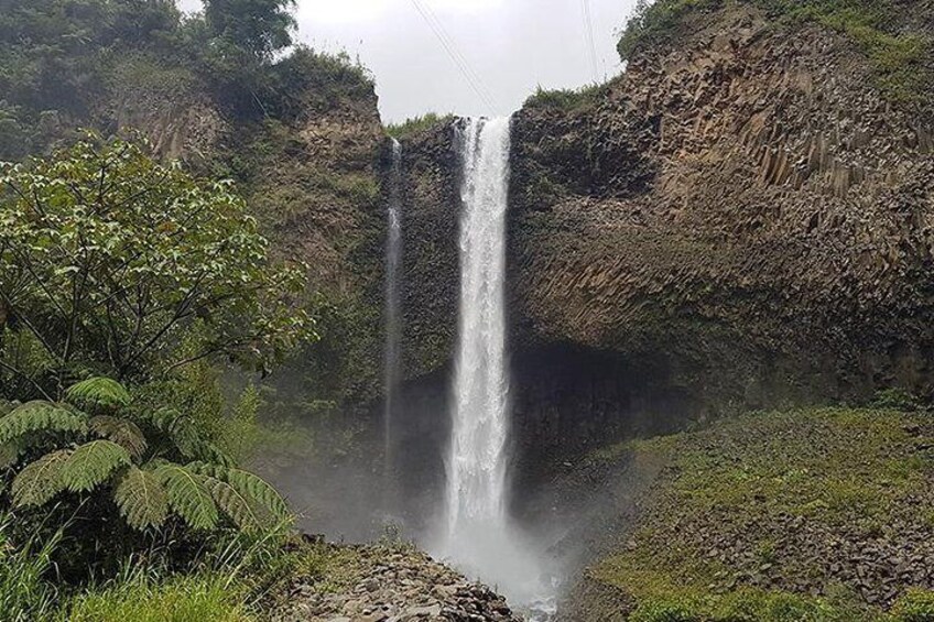 Manto de la novia waterfall.