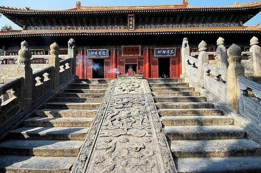 Xi'an Bullet Train Trip to Longmen Grottoes & Shaolin Temple 3