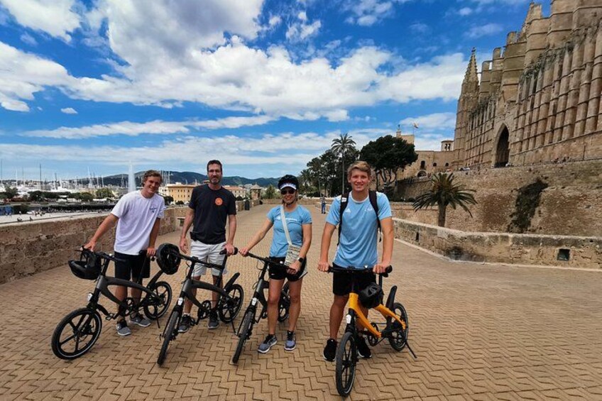 3 Hours E-Bike Tour in Palma 4