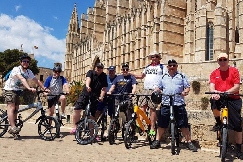 3 Hours E-Bike Tour in Palma 3