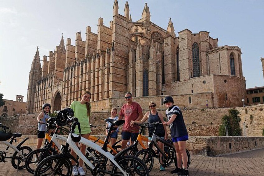 2 Hours E-Bike Tour in Palma 2