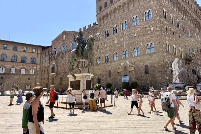Uffizi & Accademia Timed Entry: Small Group Duomo Walking Tour 4