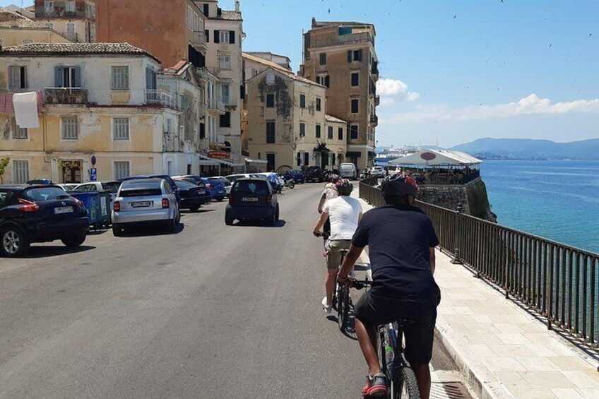 Bicycle around Corfu Town as a Local! 4