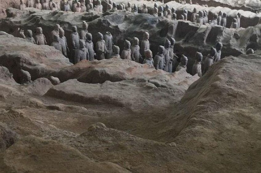 Morning Tour to Terracotta Warriors Museum with Lunch 3