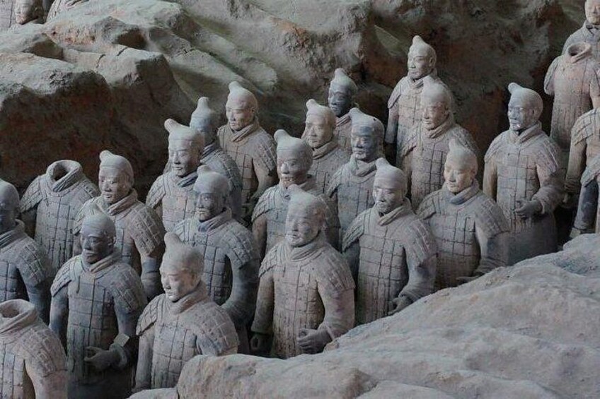 Morning Tour to Terracotta Warriors Museum with Lunch 1
