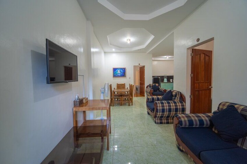 Accommodation: SMAK's Hotel 4