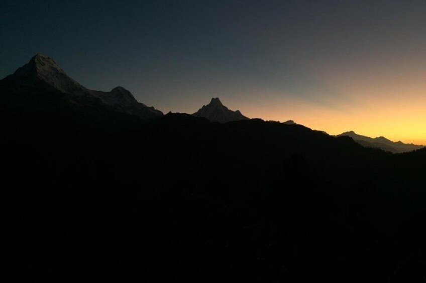 Sunrise view from Poon Hill. 4