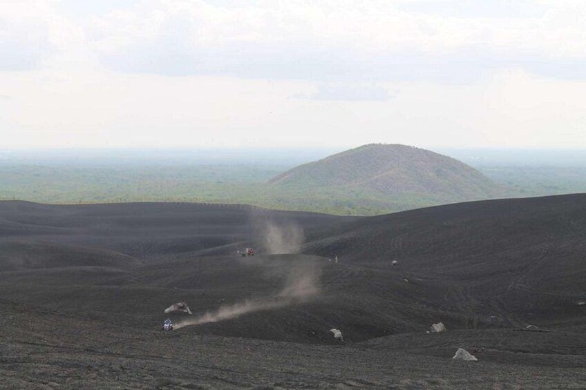 Cerro Negro and Volcano Sand Boarding from León 2