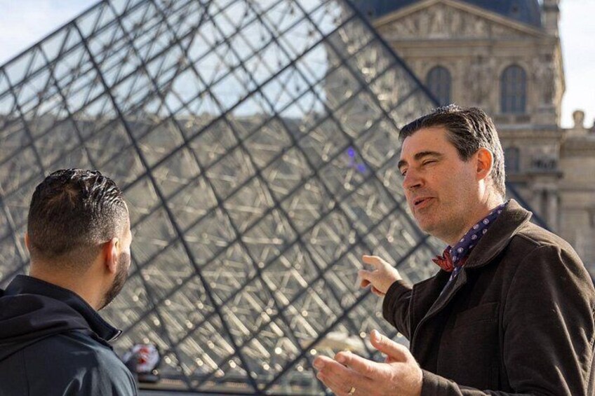 Paris 15+ Highlights: Eiffel Tower, Notre-Dame & Louvre 4