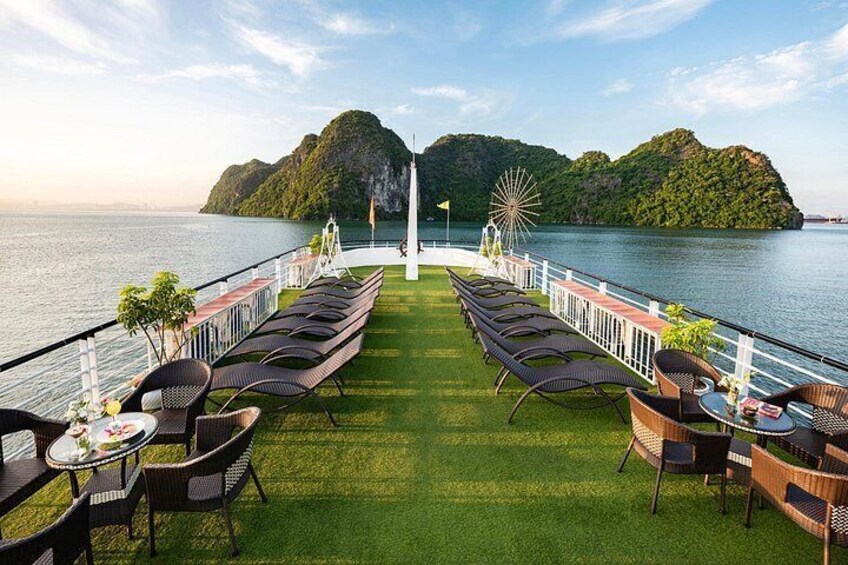 Halong bay luxury cruise day trip - Sundeck 2