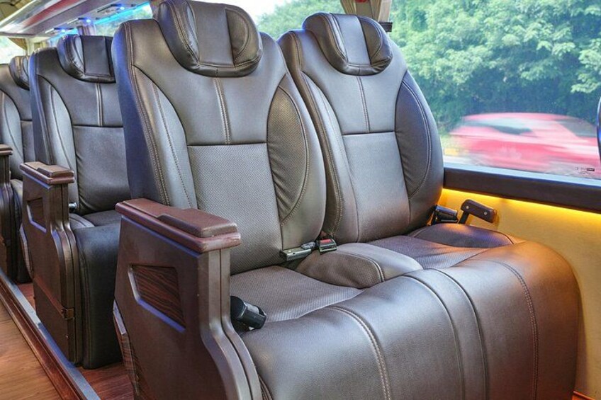 Halong bay luxury cruise day trip - Buffet lunchHalong bay luxury cruise day trip - Limousine bus 2