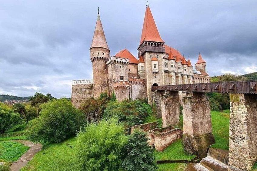 Corvinilor Castle and Sibiu optional Sighisoara from Brasov 2