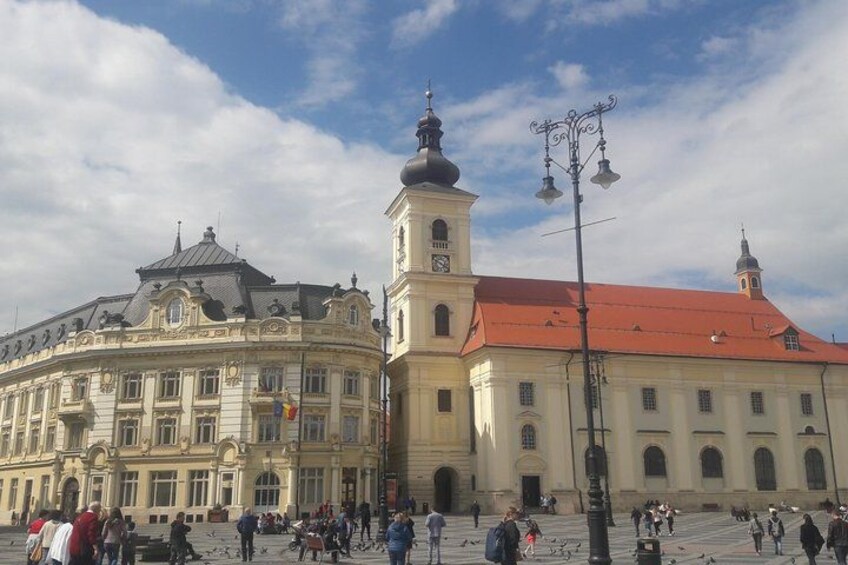 Corvinilor Castle and Sibiu optional Sighisoara from Brasov 2