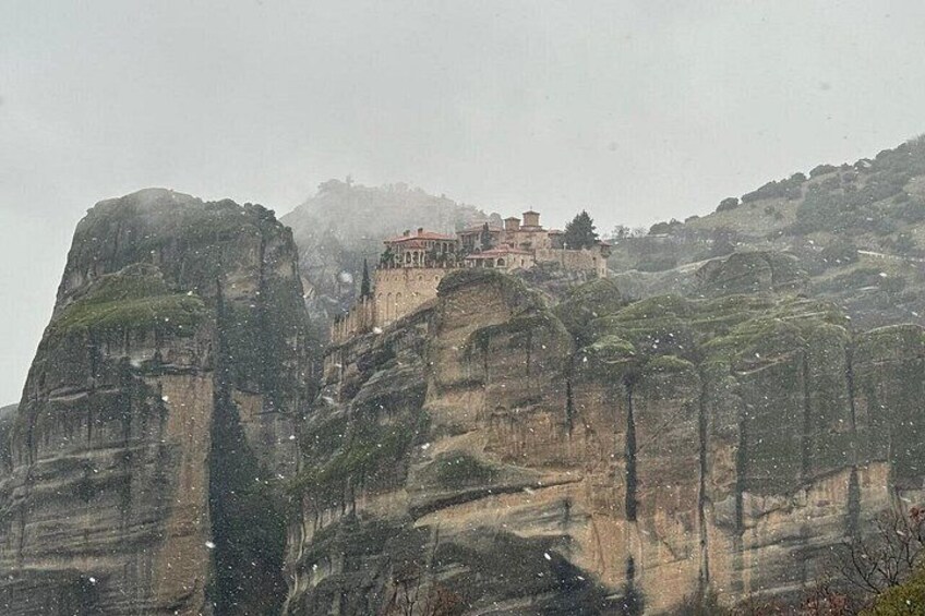 Thermopylae, Meteora and Delphi Private Full Day Tour 4