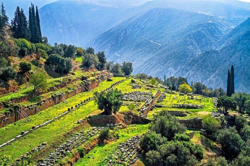 Thermopylae, Meteora and Delphi Private Full Day Tour 2